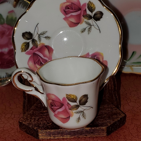 Vintage Grosvenor Bone China Mini Cup & Saucer - Picture 2 of 16